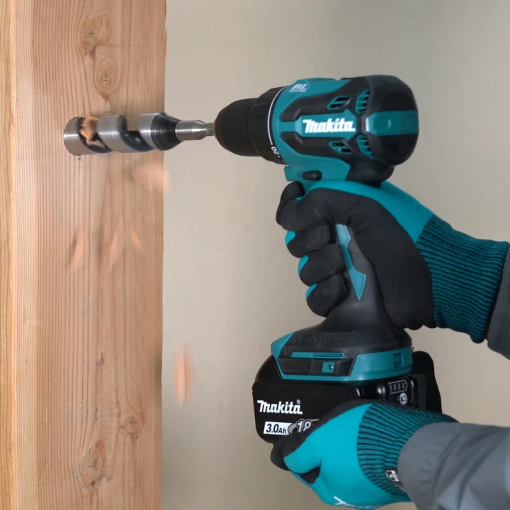 Perceuse visseuse 18V Ø13 Makita - DDF490Z